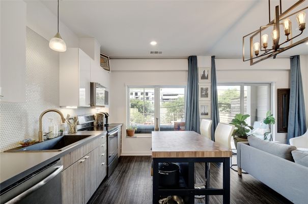 Interior, Kitchen, Living room, Pendant Lights, Recessed Lighting, Stainless Steel Appliances, Wood Texture Flooring