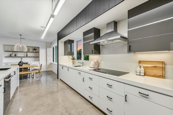 Dining room, Interior, Kitchen, Pendant Lights, Stainless Steel Appliances