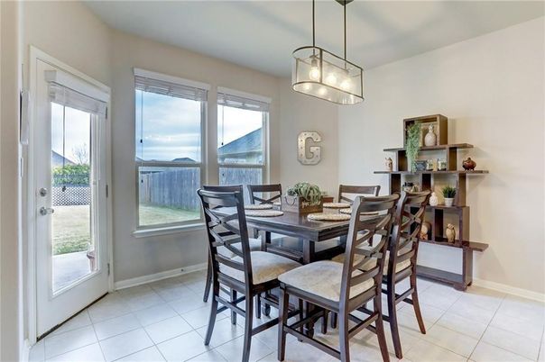 Dining room, Interior, Pendant Lights