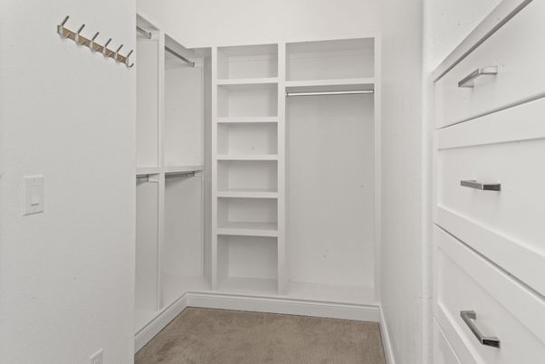 Interior, Walk-in Closets