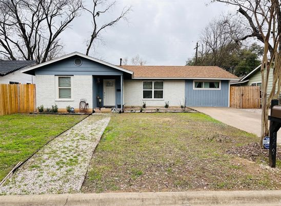 Attached, Backyard, Exterior, Facade, Ranch