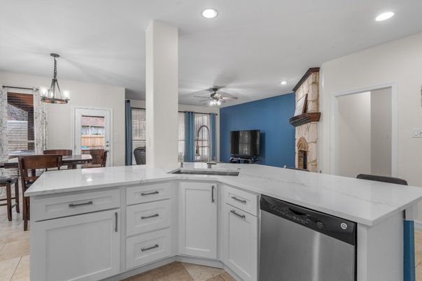 Dining room, Interior, Kitchen, Pendant Lights, Recessed Lighting