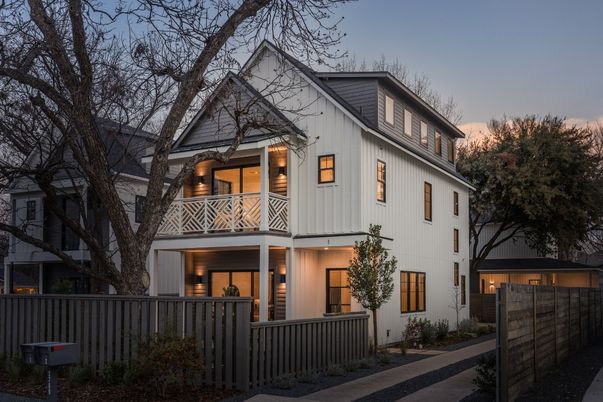 Exterior, Facade, Farmhouse