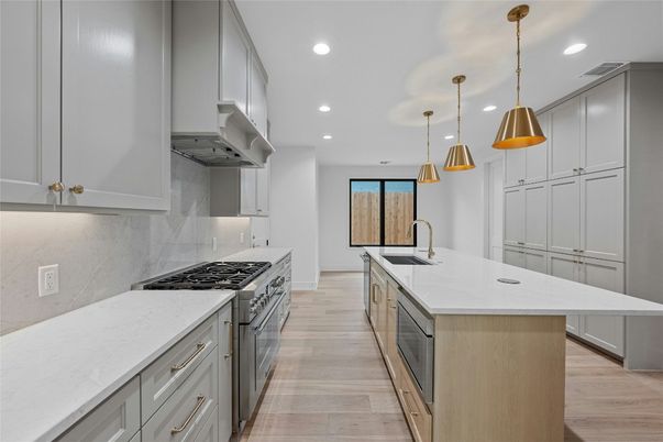 Interior, Kitchen, Pendant Lights, Recessed Lighting, Wood Texture Flooring