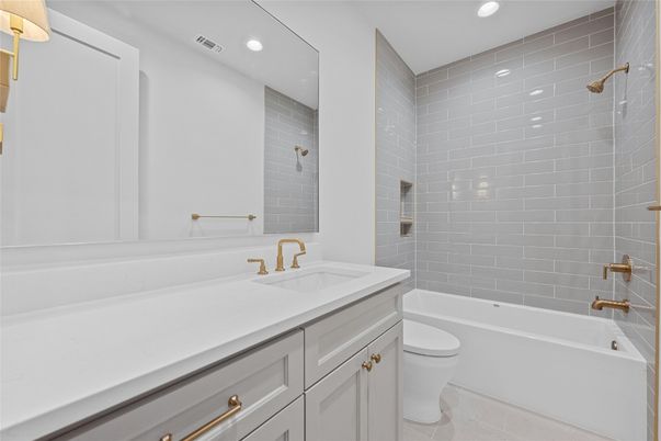 Bathroom, Interior, Recessed Lighting