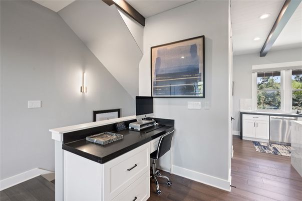 Home Office, Interior, Recessed Lighting, Wood Texture Flooring