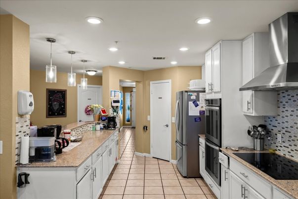 Interior, Kitchen, Pendant Lights, Recessed Lighting