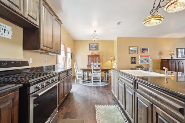 Chandelier, Dining room, Interior, Kitchen, Wood Texture Flooring