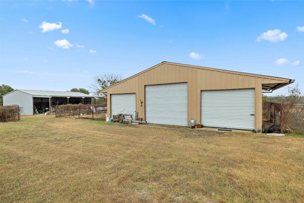 Backyard, Detached Garage, Exterior