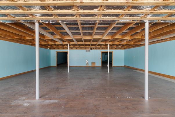Empty room, Interior, Wooden Beams, Wooden Ceilings, Wood Texture Flooring