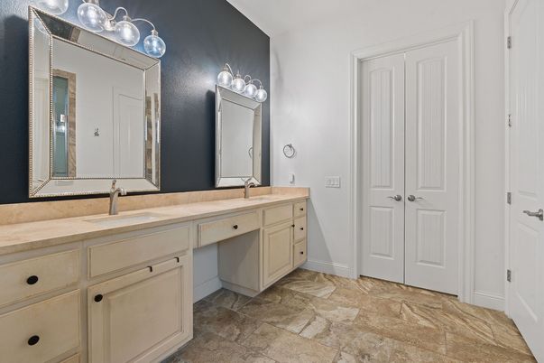 Bathroom, Dual Sink Vanities, Interior