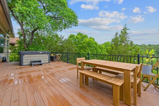 Exterior, Hot Tub