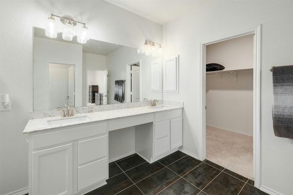 Bathroom, Dual Sink Vanities, Interior
