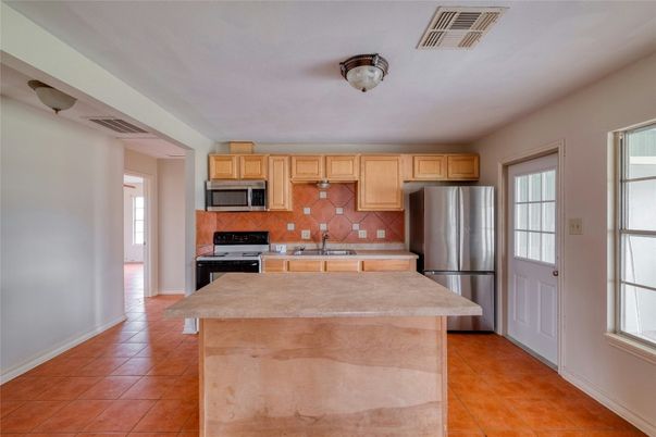 Interior, Kitchen, Stainless Steel Appliances