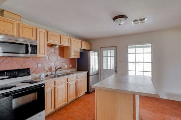 Interior, Kitchen, Stainless Steel Appliances