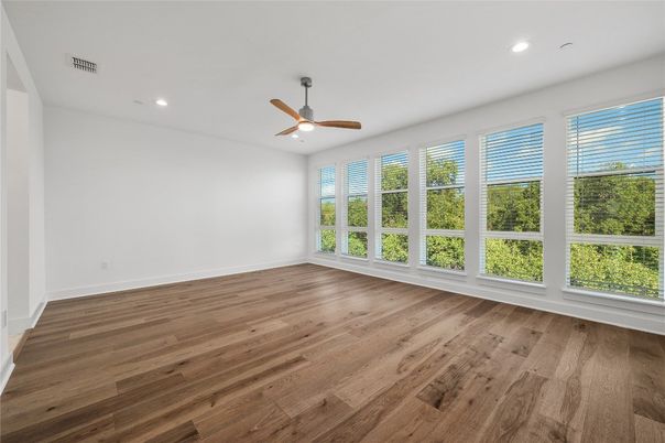 Empty room, Interior, Recessed Lighting, Wood Texture Flooring