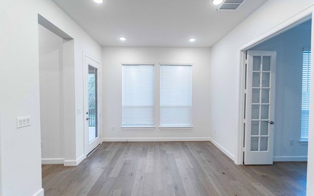 Empty room, Interior, Recessed Lighting, Wood Texture Flooring