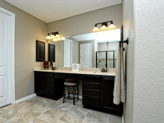 Bathroom, Dual Sink Vanities, Interior