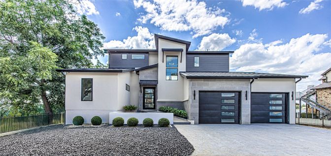 Attached, Exterior, Facade, Modern