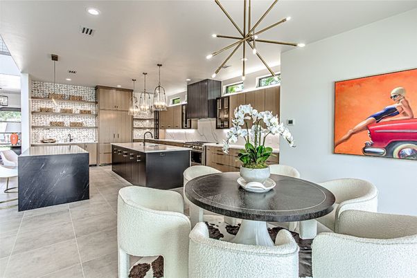 Dining room, Interior, Kitchen, Pendant Lights, Recessed Lighting, Stainless Steel Appliances