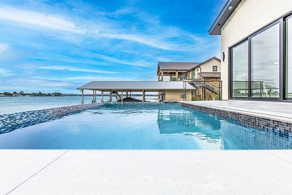 Exterior, Pool, Water