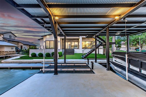 Exterior, Sun Room