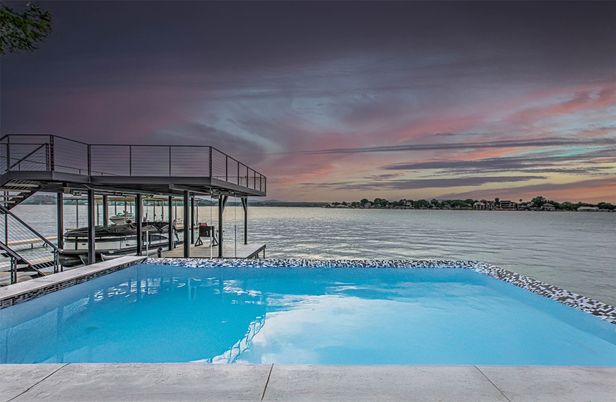 Exterior, Pool, Water