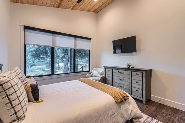 Bedroom, Interior, Recessed Lighting, Wooden Ceilings, Wood Texture Flooring