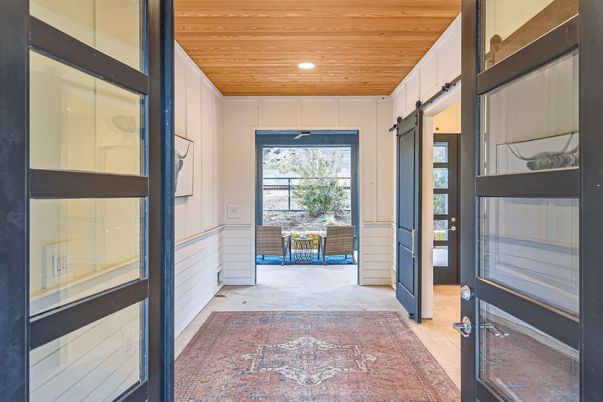 Empty room, Interior, Recessed Lighting, Wooden Ceilings