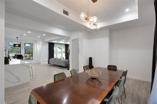 Dining room, Interior, Living room, Pendant Lights, Recessed Lighting, Wood Texture Flooring