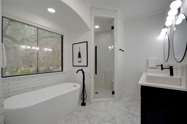 Bathroom, Dual Sink Vanities, Free Standing Baths, Glass Shower, Interior, Marble, Recessed Lighting