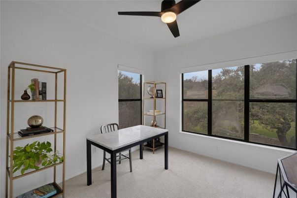 Home Office, Interior