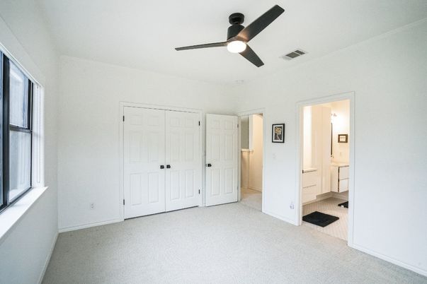 Bathroom, Empty room, Interior