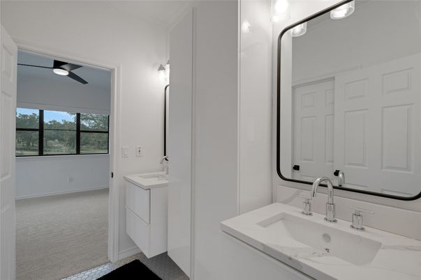 Bathroom, Dual Sink Vanities, Interior