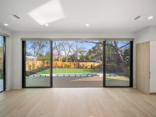 Interior, Recessed Lighting, Wood Texture Flooring