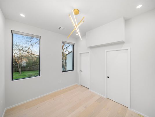 Empty room, Interior, Recessed Lighting, Wood Texture Flooring