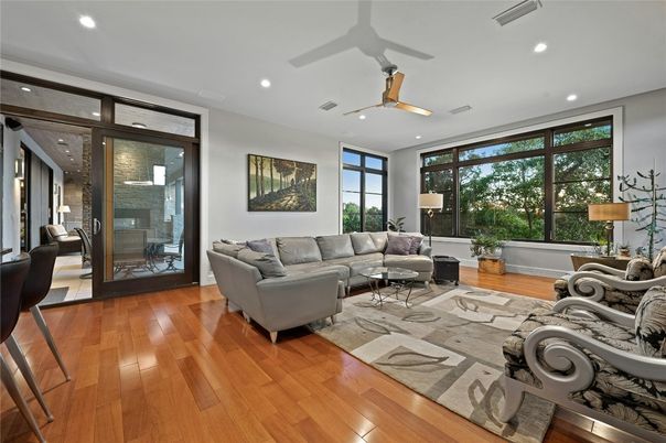 Interior, Living room, Recessed Lighting, Wood Texture Flooring