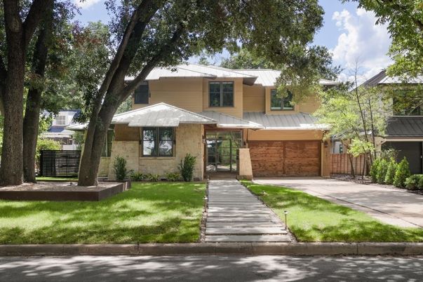 Attached, Exterior, Facade, Modern