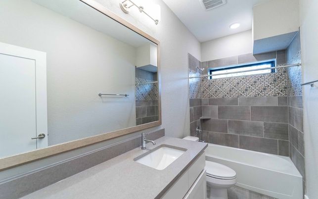 Bathroom, Interior, Recessed Lighting