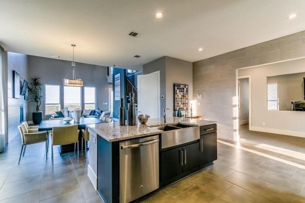 Dining room, Interior, Kitchen, Pendant Lights, Recessed Lighting, Stainless Steel Appliances