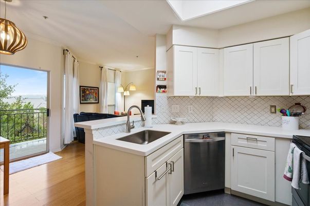 Interior, Kitchen, Pendant Lights, Wood Texture Flooring