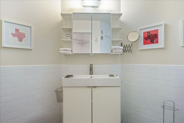 Bathroom, Interior