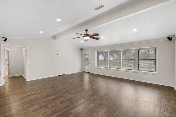 Empty room, Interior, Recessed Lighting, Wood Texture Flooring