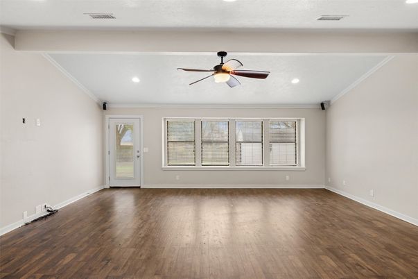 Empty room, Interior, Recessed Lighting, Wood Texture Flooring