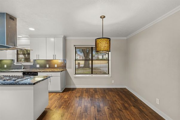 Interior, Kitchen, Pendant Lights, Recessed Lighting, Wood Texture Flooring
