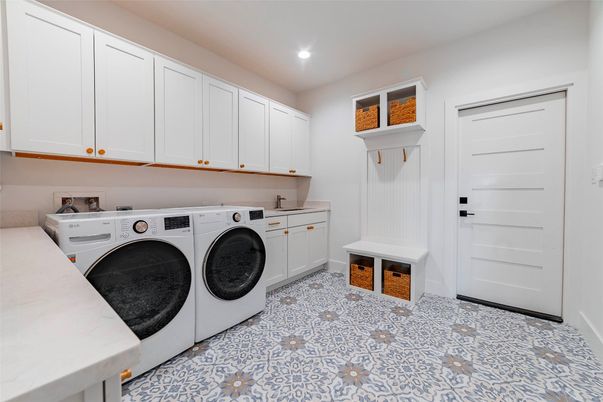 Interior, Recessed Lighting, Washer