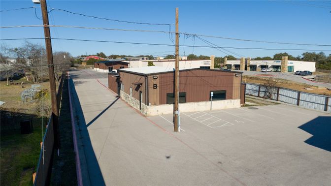 Exterior, Hot Tub