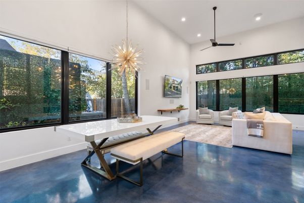 Dining room, Interior, Living room, Pendant Lights, Recessed Lighting