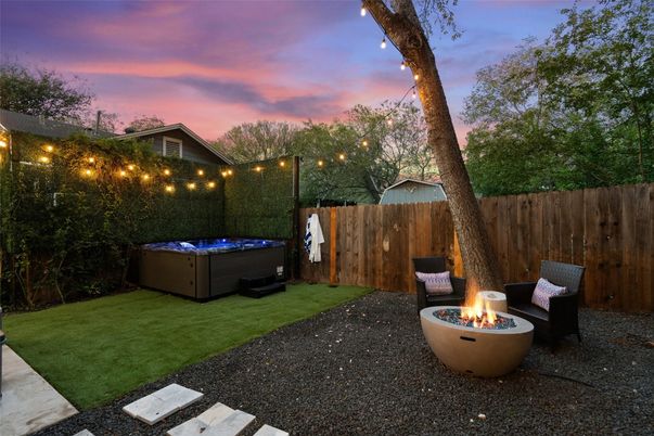 Exterior, Hot Tub