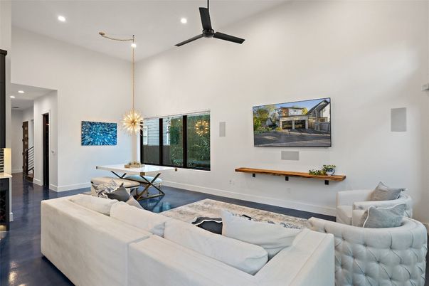 Dining room, Interior, Living room, Pendant Lights, Recessed Lighting, Wood Texture Flooring